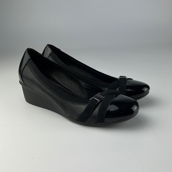 croft & barrow Shoes - Croft and Barrow Women's Black Ballet Wedge Shoes Sz: 6M